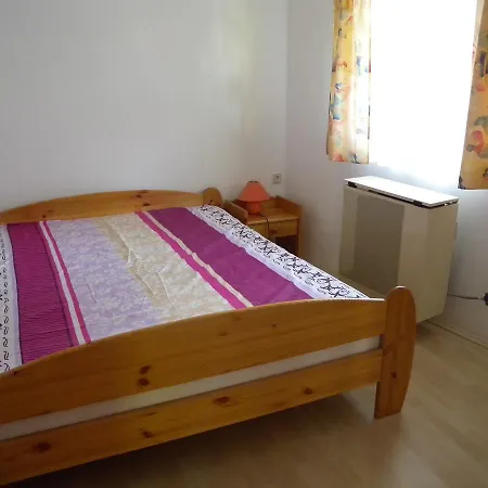 5 Apartment